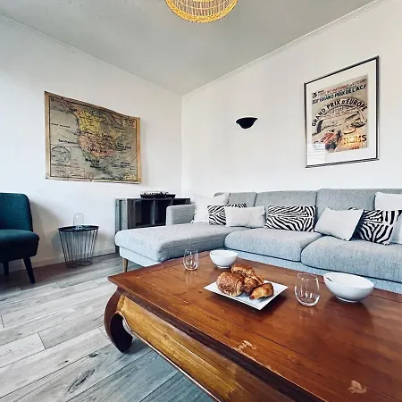 Apartment Bulle En Champagne T3 Hyper Centre Avec Balcon