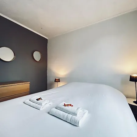 Bulle En Champagne T3 Hyper Centre Avec Balcon شقة رانس